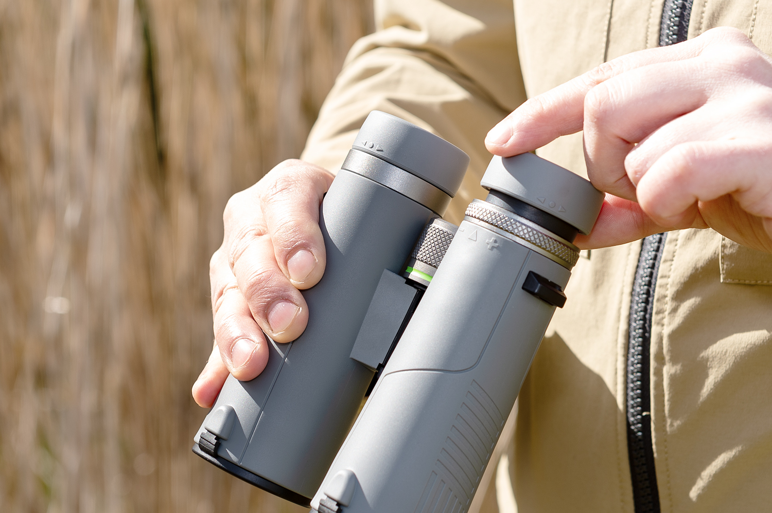 BRESSER Wave 10x42 Binoculars - waterproof