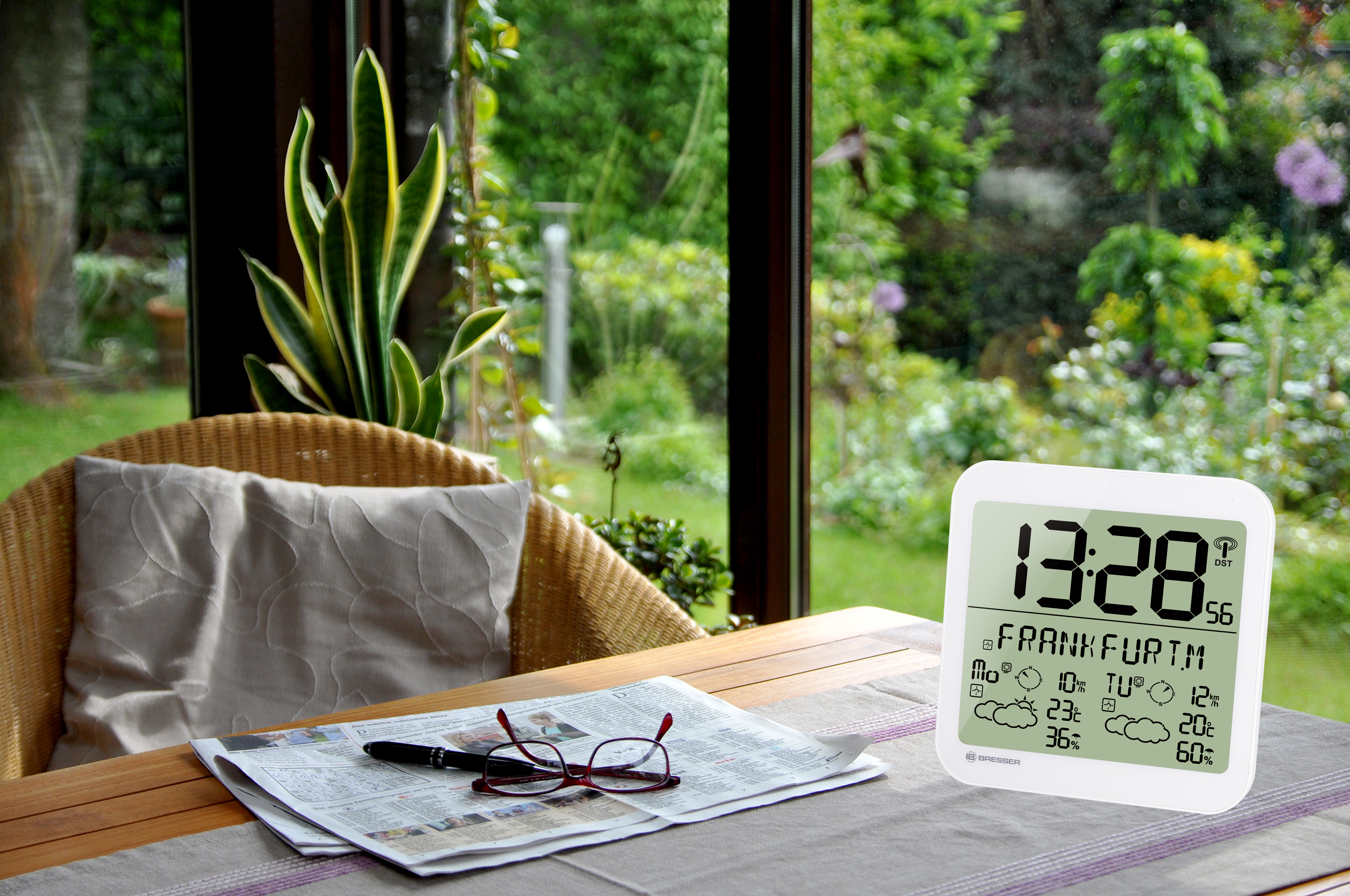 Zegar ścienny stacja-meteo BRESSER MyTime Meteotime LCD