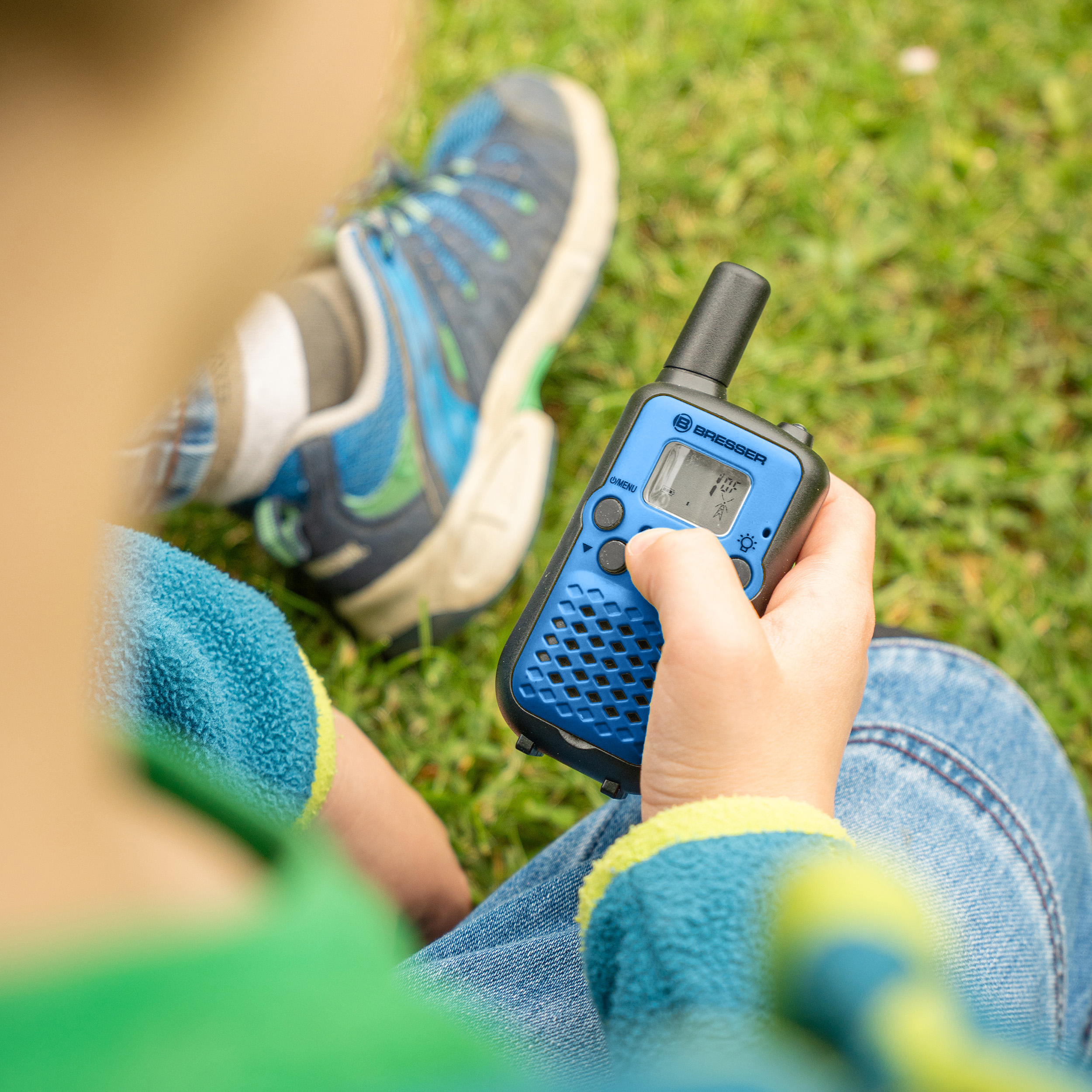 Zestaw 2 walkie talkie BRESSER JUNIOR o dużym zasięgu do 6 km i funkcja głośnomówiąca